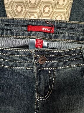 BONGO Women's Dark Blue Boot Cut Jeans size 11 see pictures for details FREE Shi